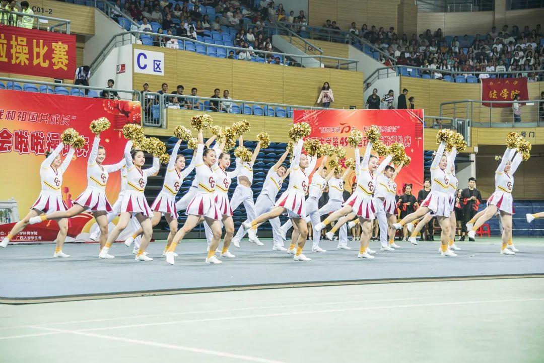 青春舞比赛,青春舞比赛，一场自然美景中的舞动之旅