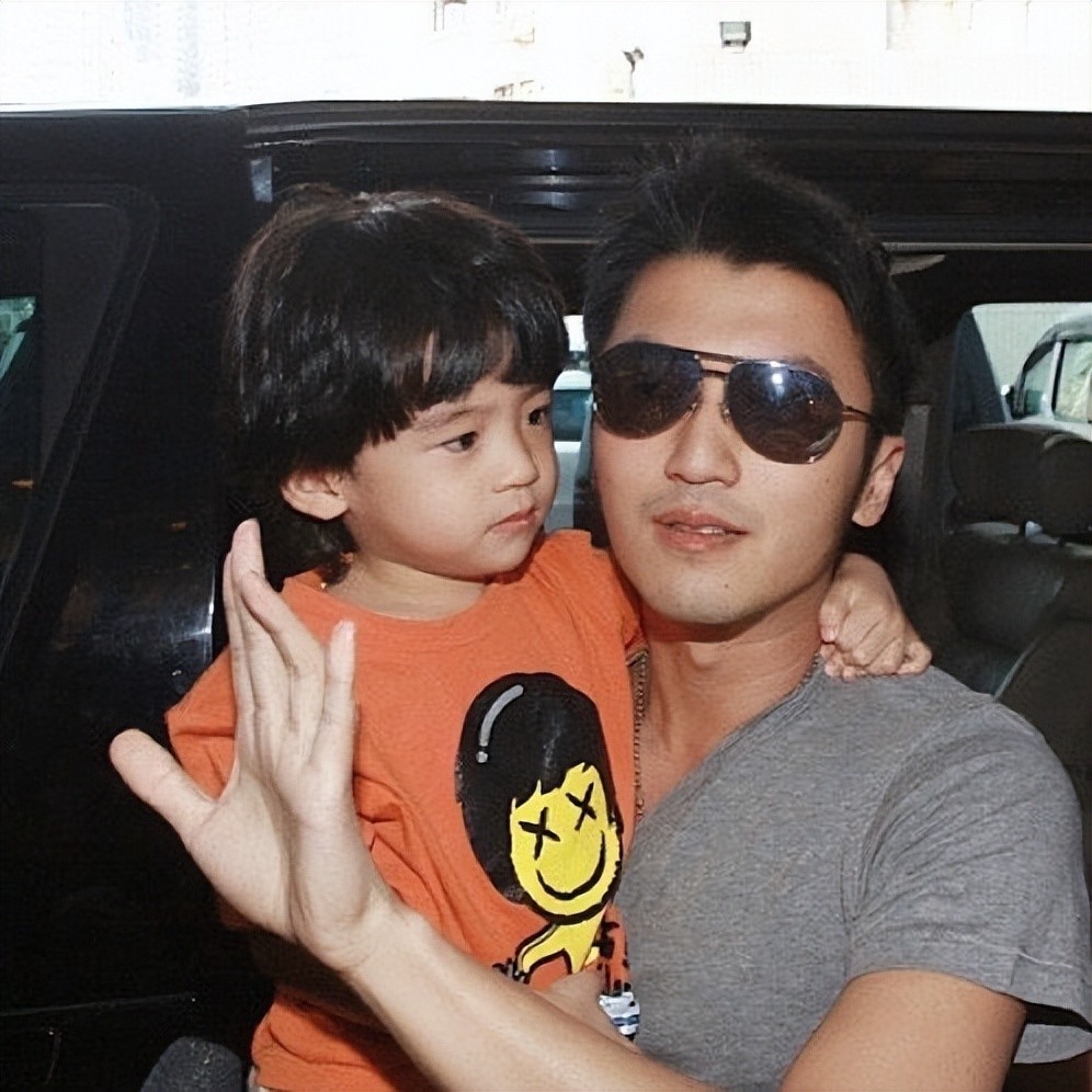 谢霆锋与孩子最新动态,家庭幸福的温馨瞬间